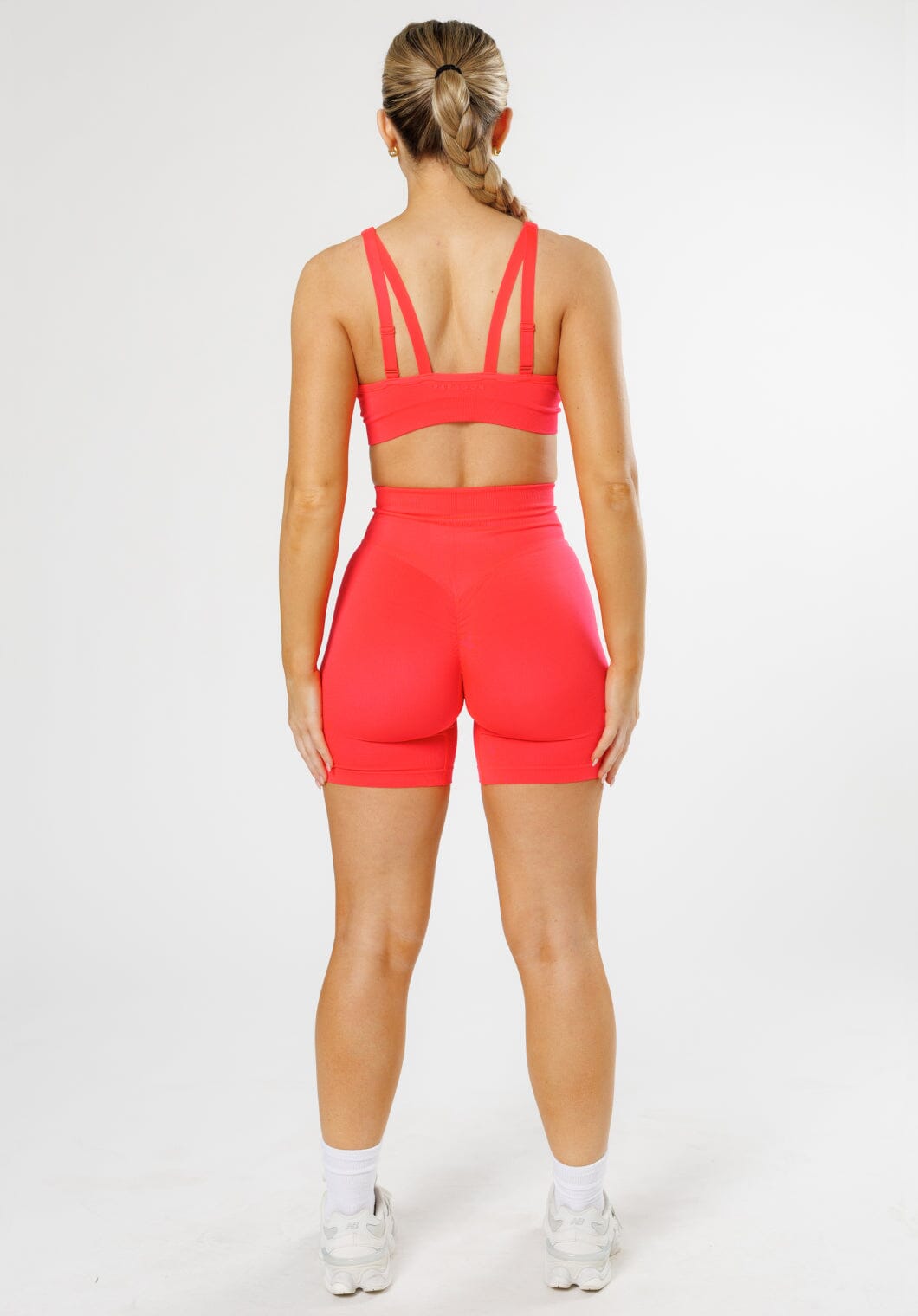 CurveFlex™ Hourglass Sculptseam® Plus Seamless Shorts 6” Hot Tropic