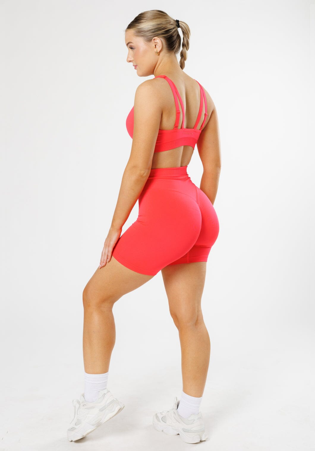 CurveFlex™ Hourglass Sculptseam® Plus Seamless Shorts 6” Hot Tropic