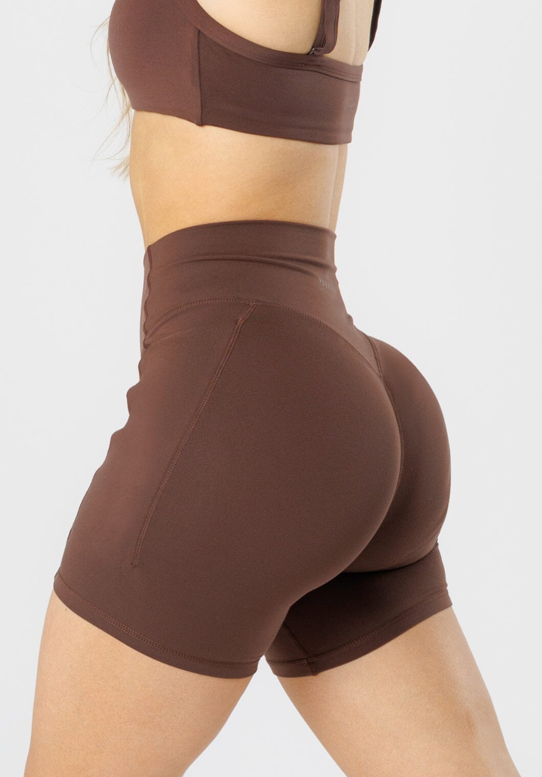 Reluna Empower Sculptseam® Plus Pocket Short 6” Walnut