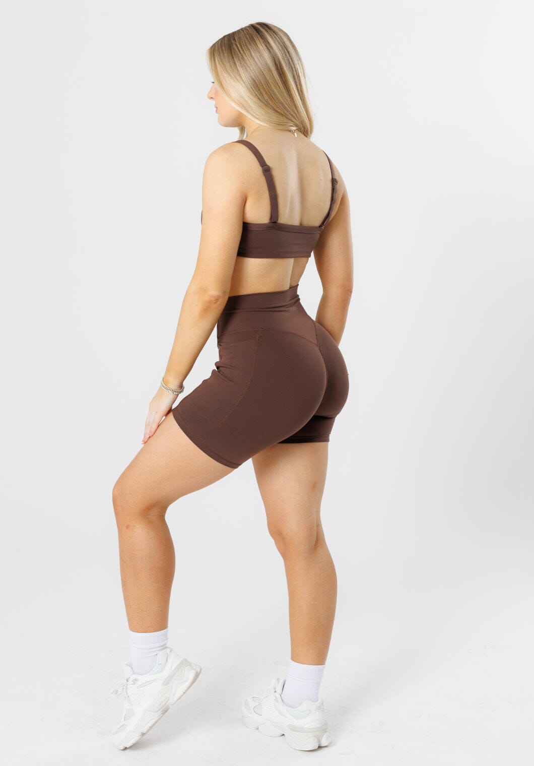 Reluna Empower Sculptseam® Plus Pocket Short 6” Walnut