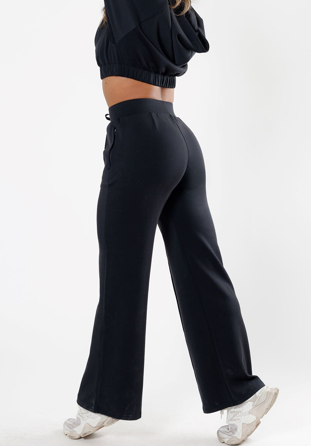 AirLux™ All In Wide Leg Pant Black