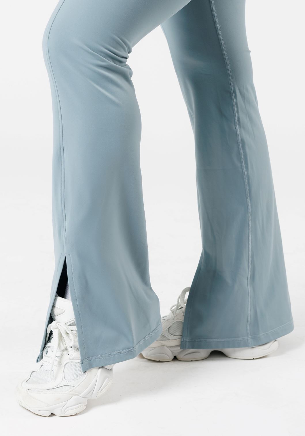 FormLux Front Slit Sculptseam® Plus Flare Legging 32" Mist