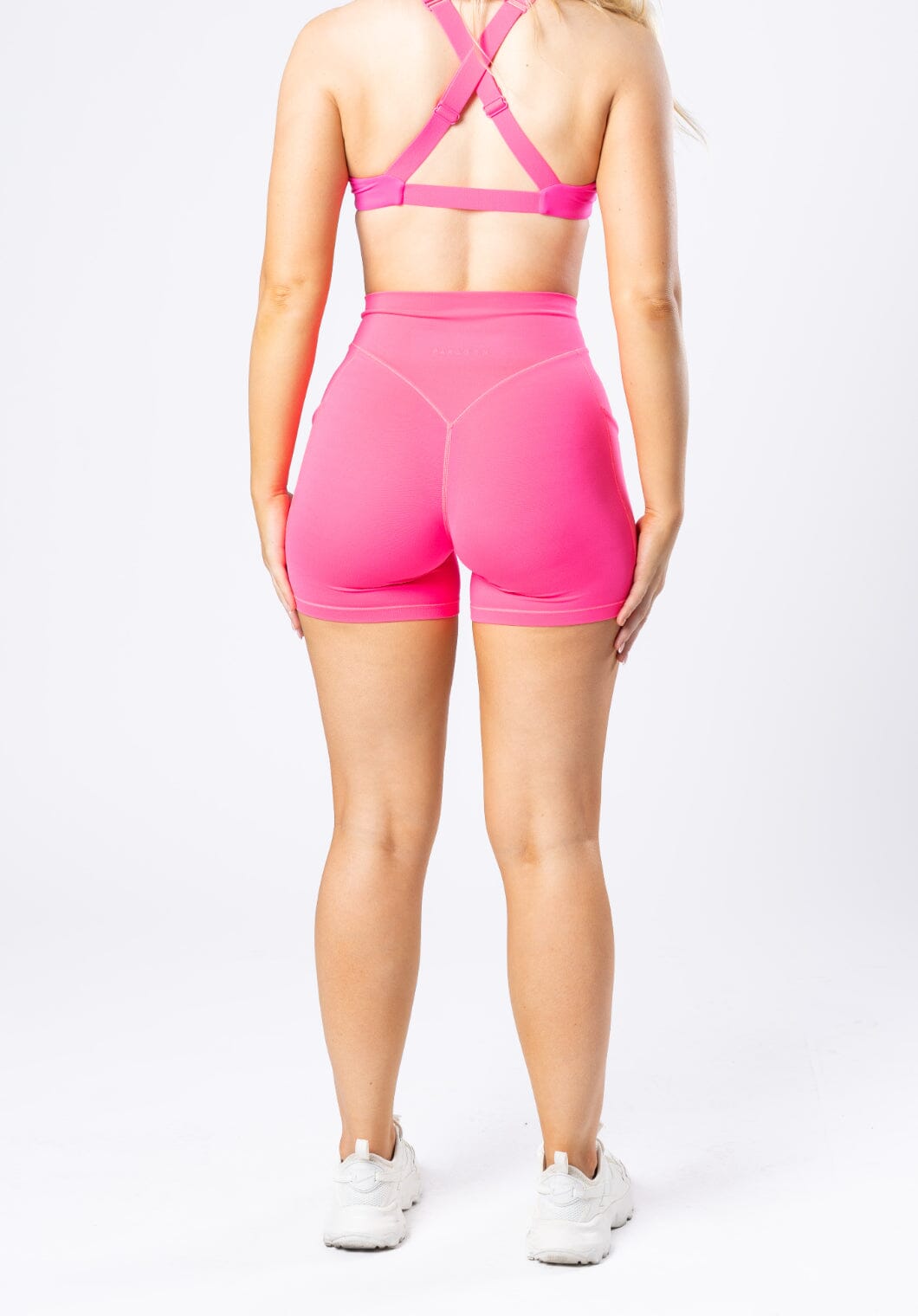Reluna Dip Pocket Sculptseam® Short Stellar