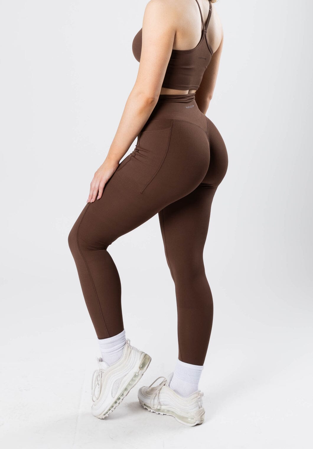 RecStretch™ Empower Sculptseam™ Plus Pocket Legging Coconut