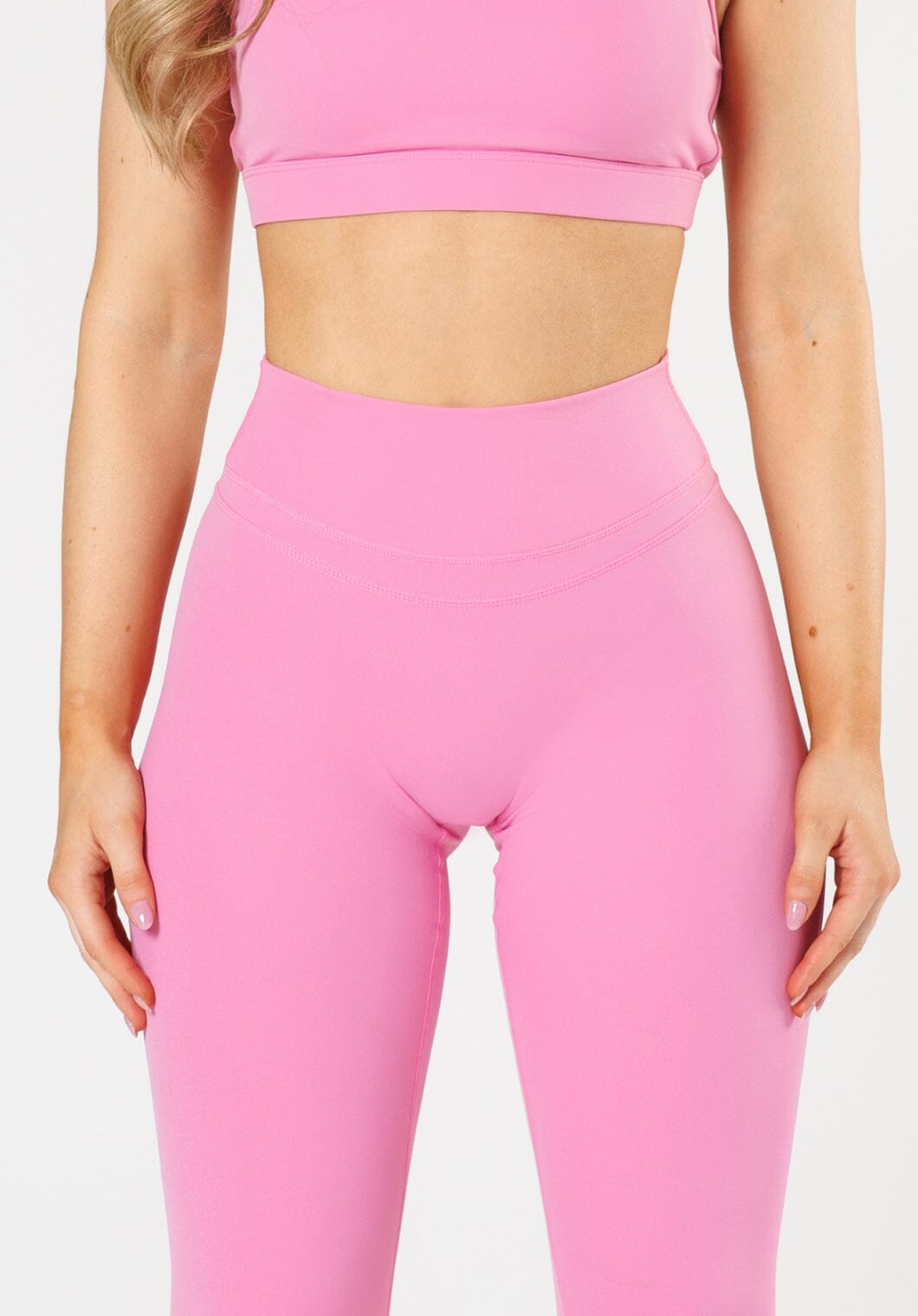 RecStretch™ Levitate Sculptseam® Plus Legging Milkshake