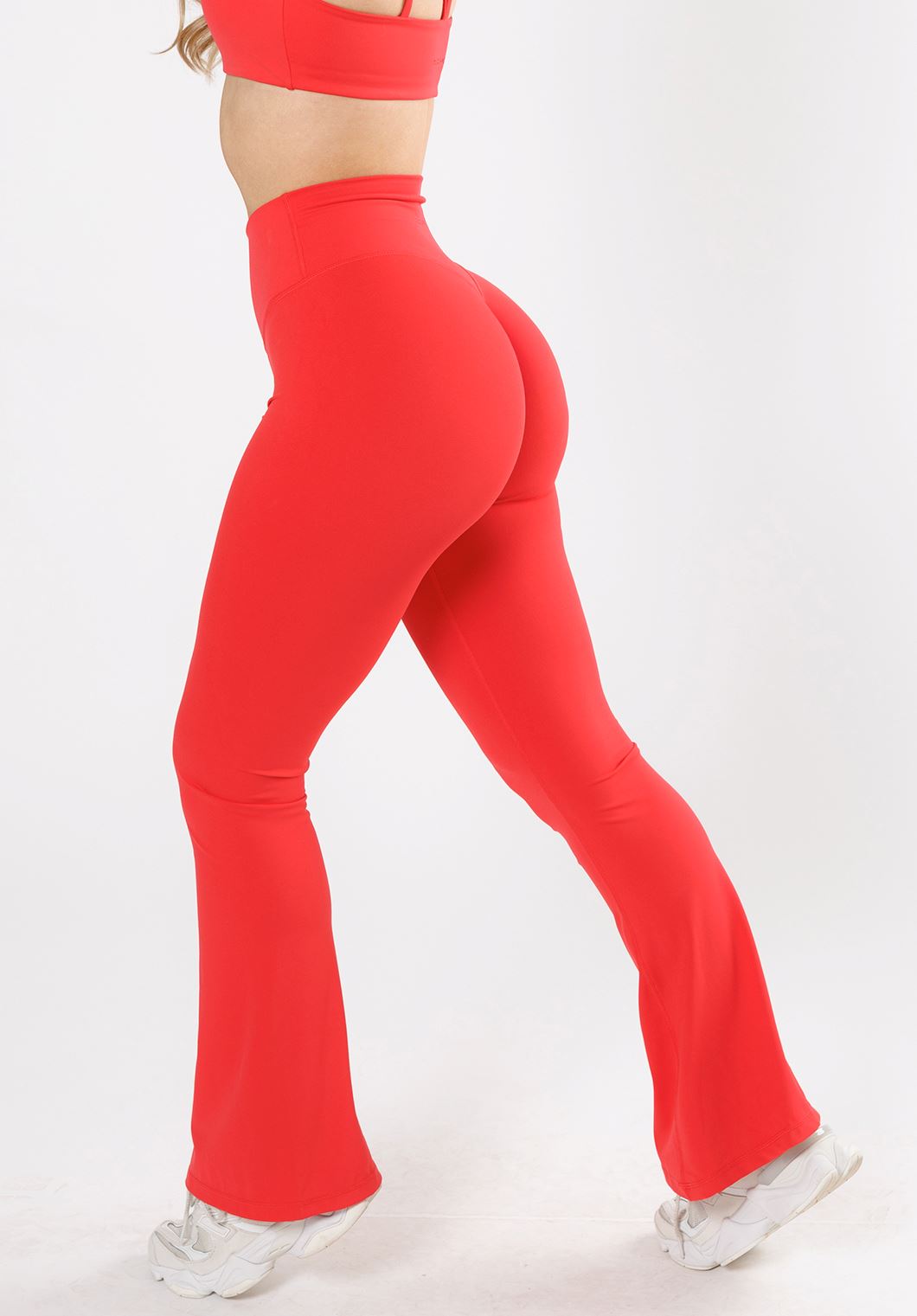 RecStretch™ Original Sculptseam® Plus Essential Flare Legging 31" Fire Sign