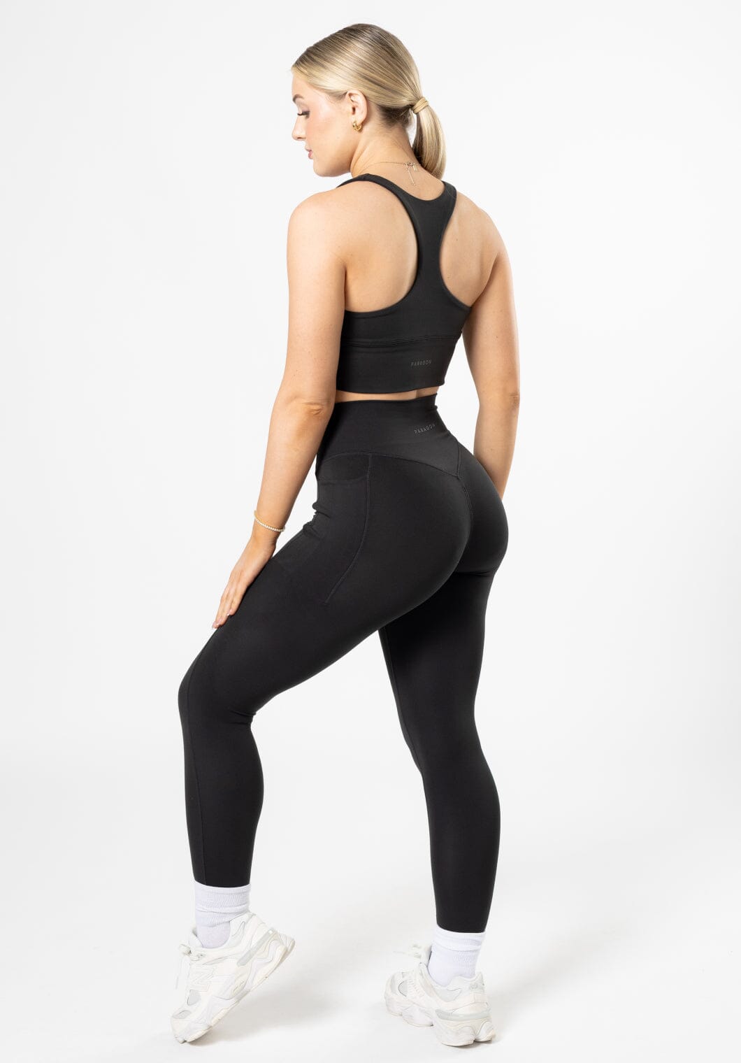 Reluna Dip Pocket Sculptseam® Legging Black