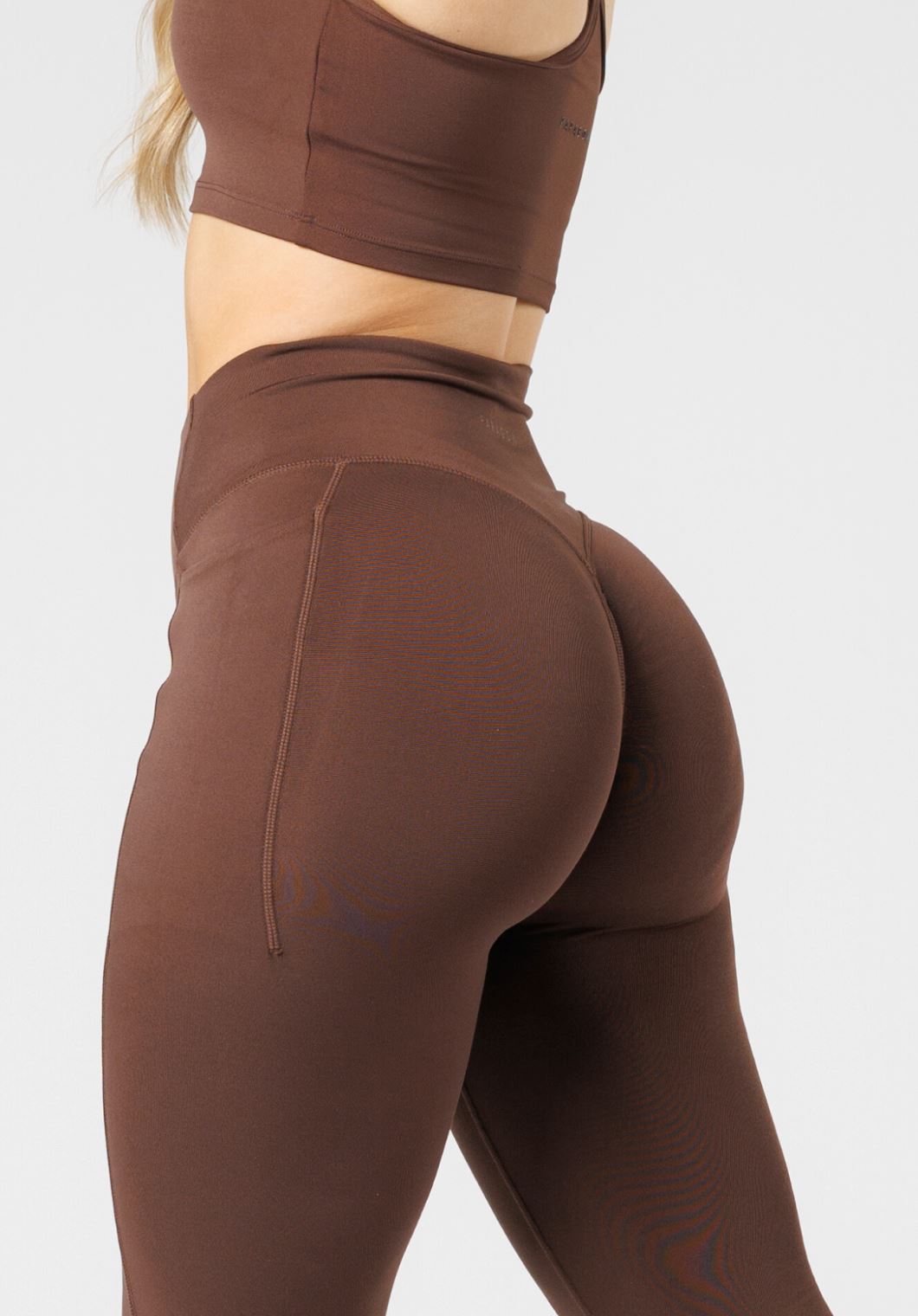 Reluna Empower Sculptseam® Plus Pocket Legging Walnut