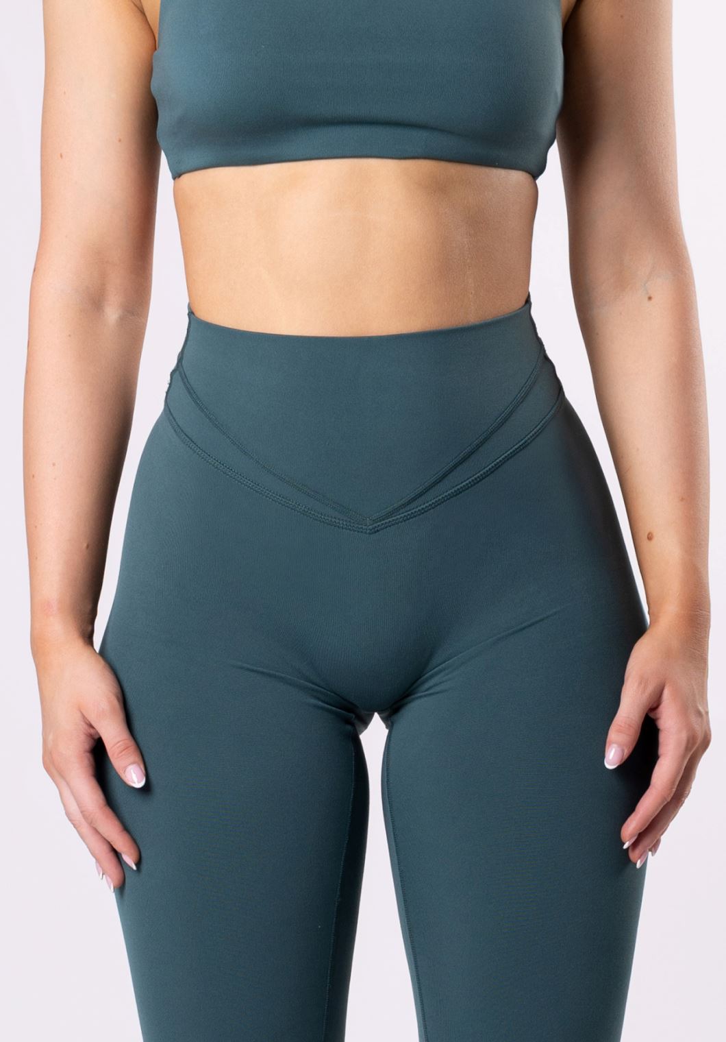 Reluna Icon Sculptseam® Plus Legging Ivy